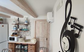 Rossini Guest House